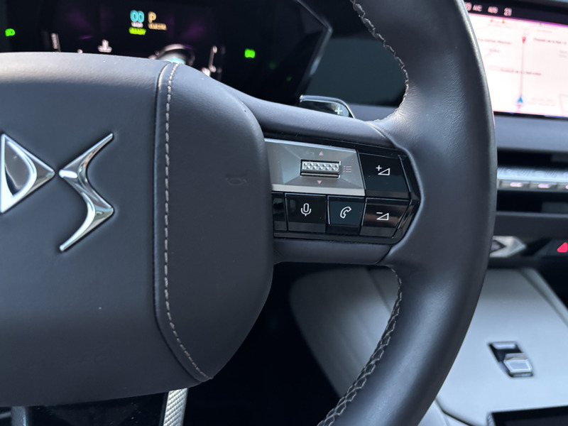 Image DS DS 4 E-TENSE 225 CROSS RIVOLI AUTO  