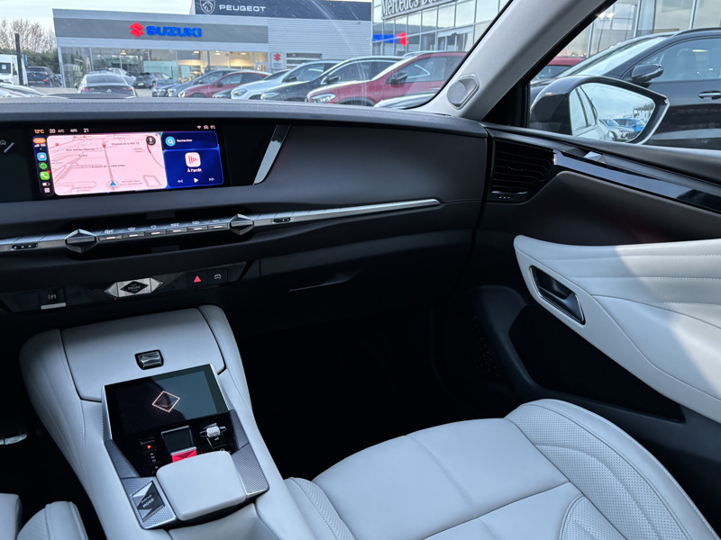 Image DS DS 4 E-TENSE 225 CROSS RIVOLI AUTO  