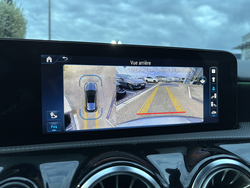 Image Mercedes-Benz CLASSE A 180 d AMG Line AMG Line 