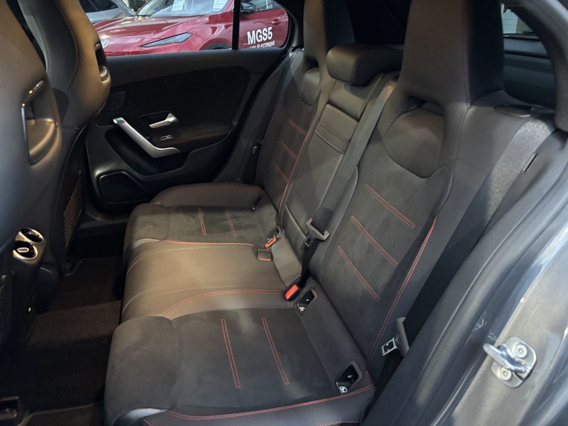 Image Mercedes-Benz CLASSE A 180 d AMG Line AMG Line 