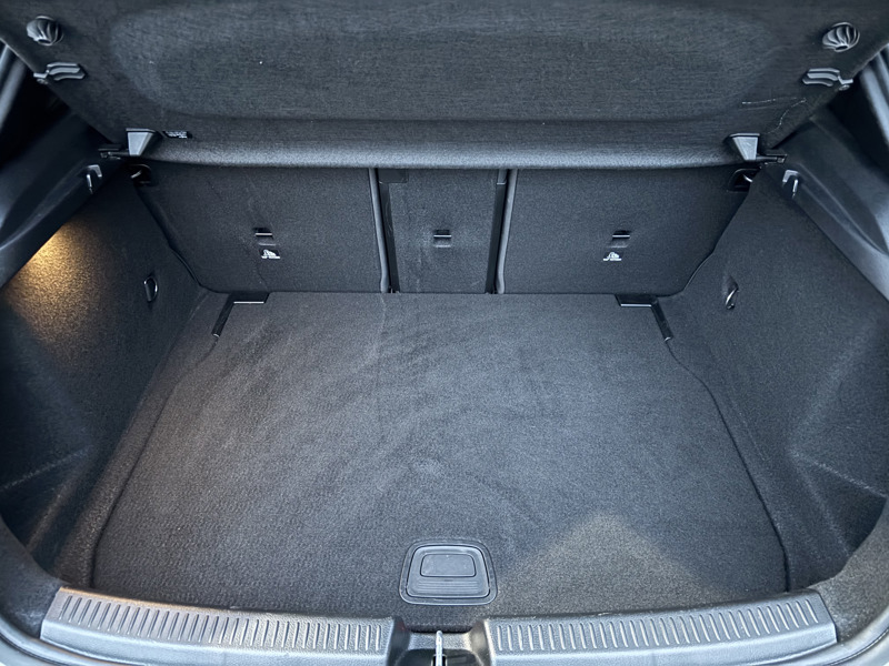 Image Mercedes-Benz CLASSE A 180 d AMG Line AMG Line 