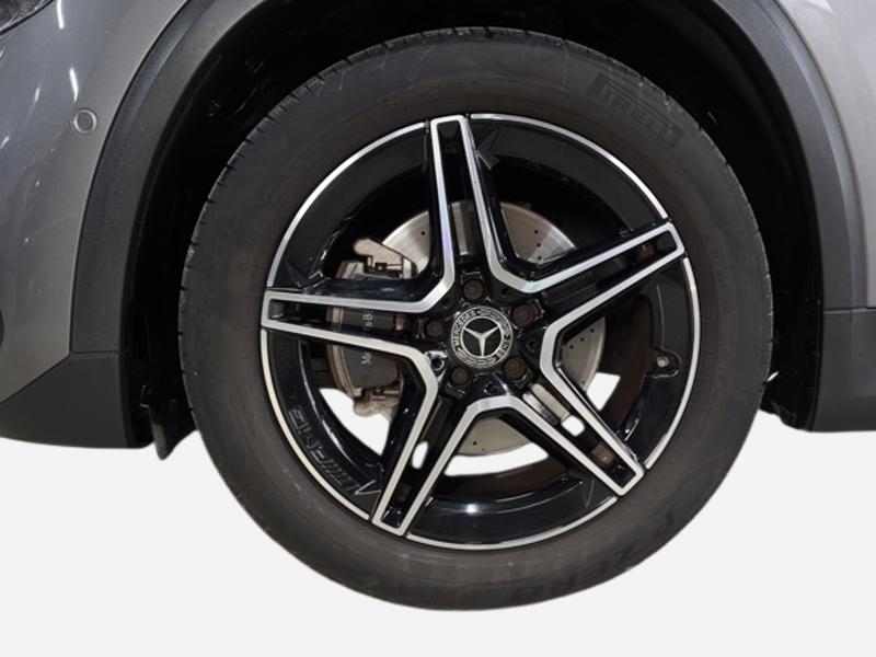 Image Mercedes-Benz GLA 200 AMG Line  GLA 200 7G-DCT AMG Line