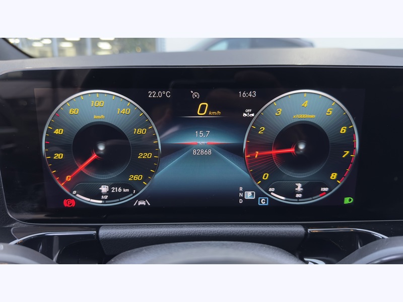 Image Mercedes-Benz GLA 200 AMG Line  GLA 200 7G-DCT AMG Line