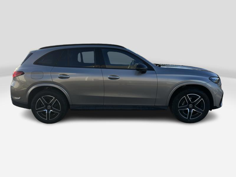Image Mercedes-Benz GLC SUV GLC 300 e  Hybrid EQ 4MATIC AMG Line  