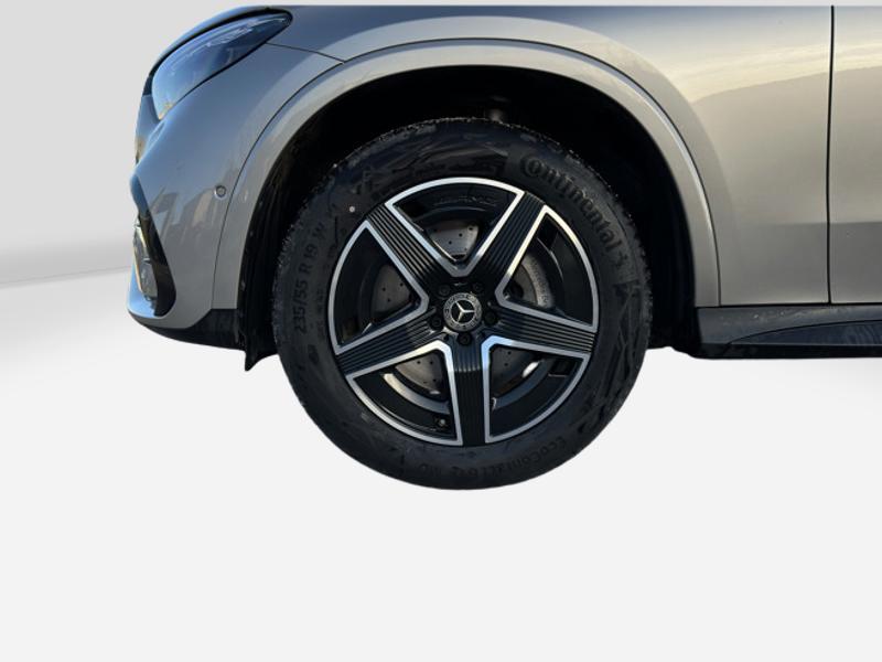 Image Mercedes-Benz GLC SUV GLC 300 e  Hybrid EQ 4MATIC AMG Line  