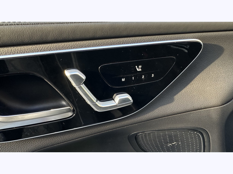 Image Mercedes-Benz GLC SUV GLC 300 e  Hybrid EQ 4MATIC AMG Line  