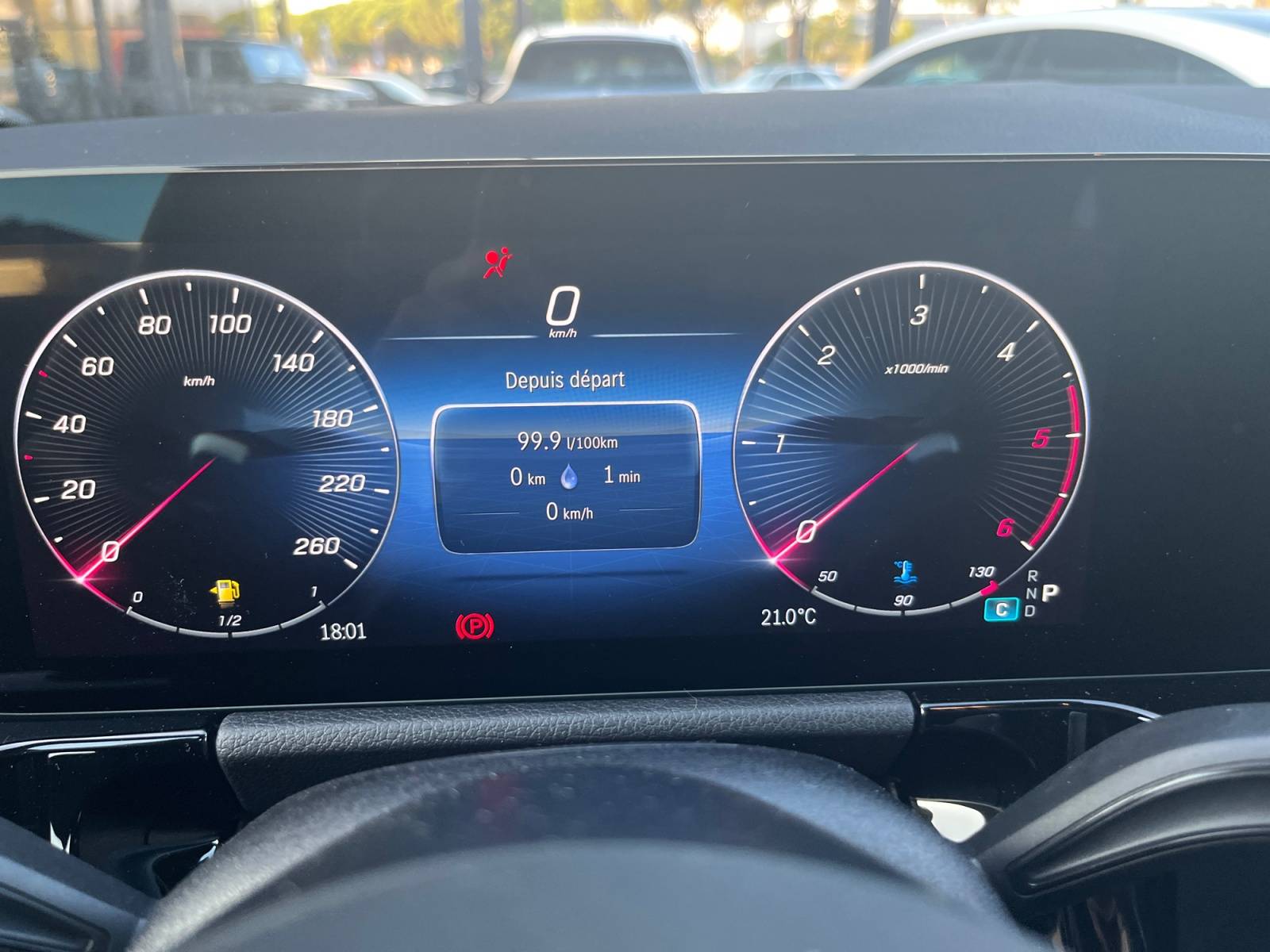 Image Mercedes-Benz GLA 180 d AMG Line  GLA 180 d AMG Line