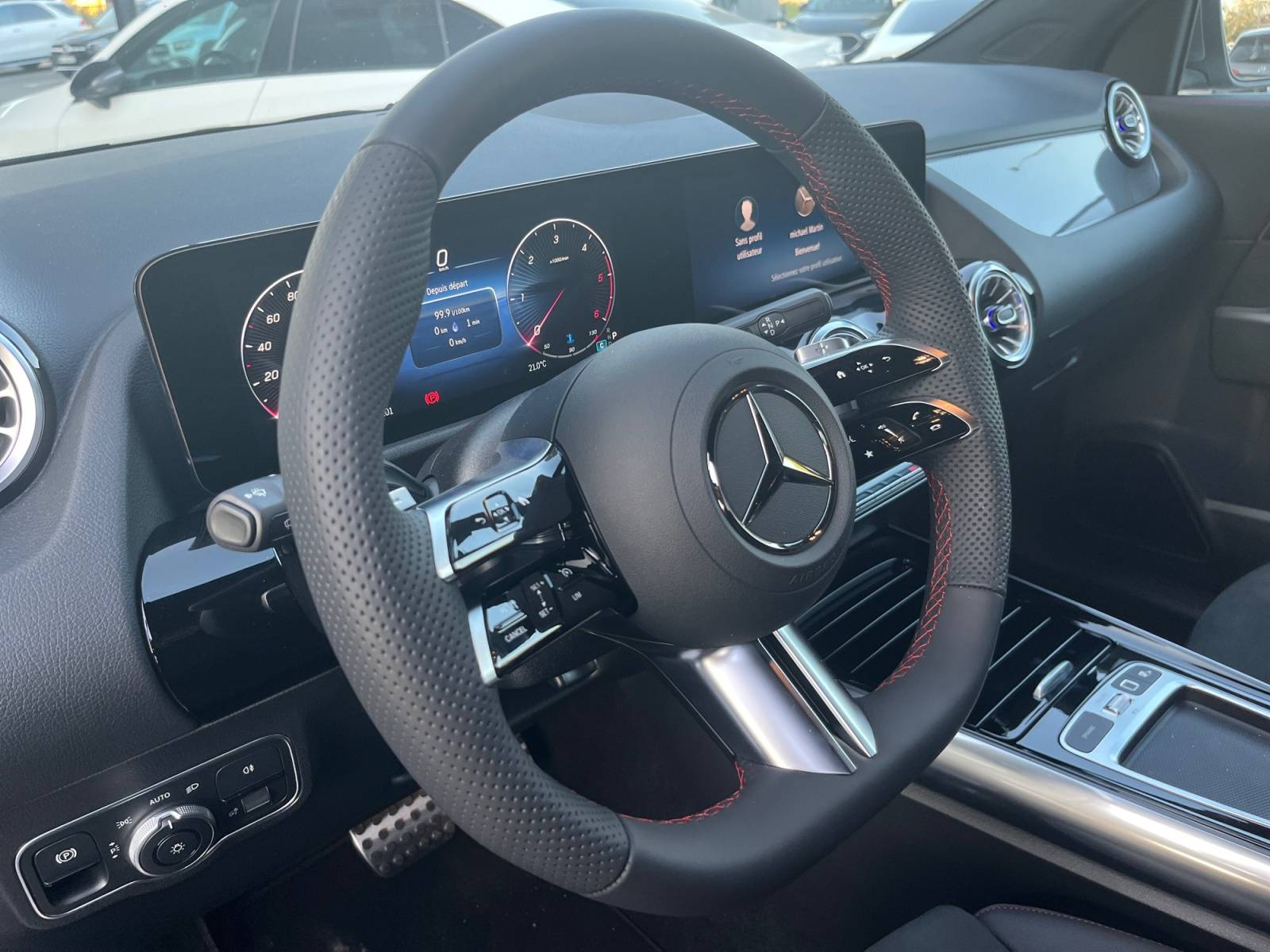 Image Mercedes-Benz GLA 180 d AMG Line  GLA 180 d AMG Line