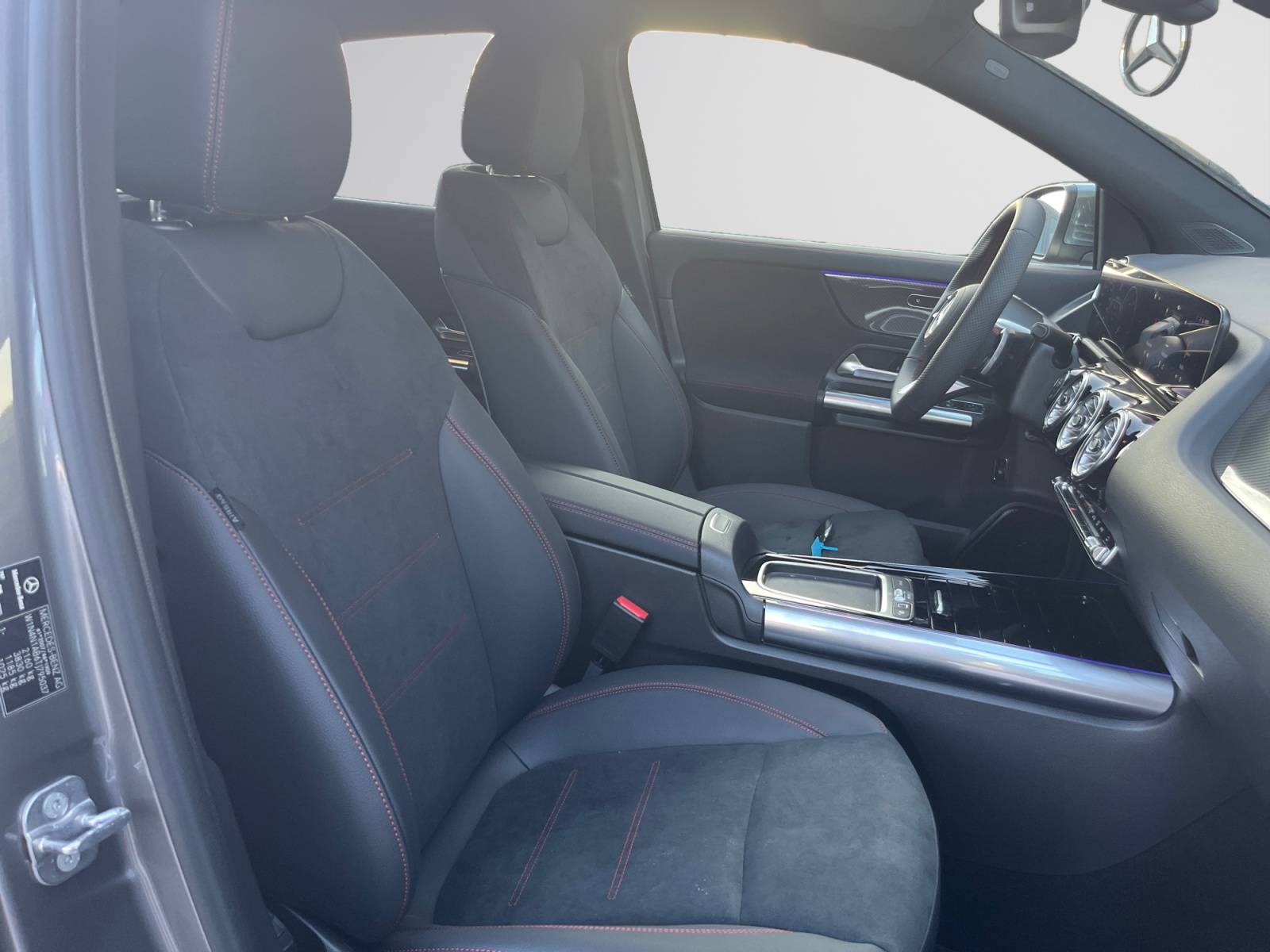 Image Mercedes-Benz GLA 180 d AMG Line  GLA 180 d AMG Line