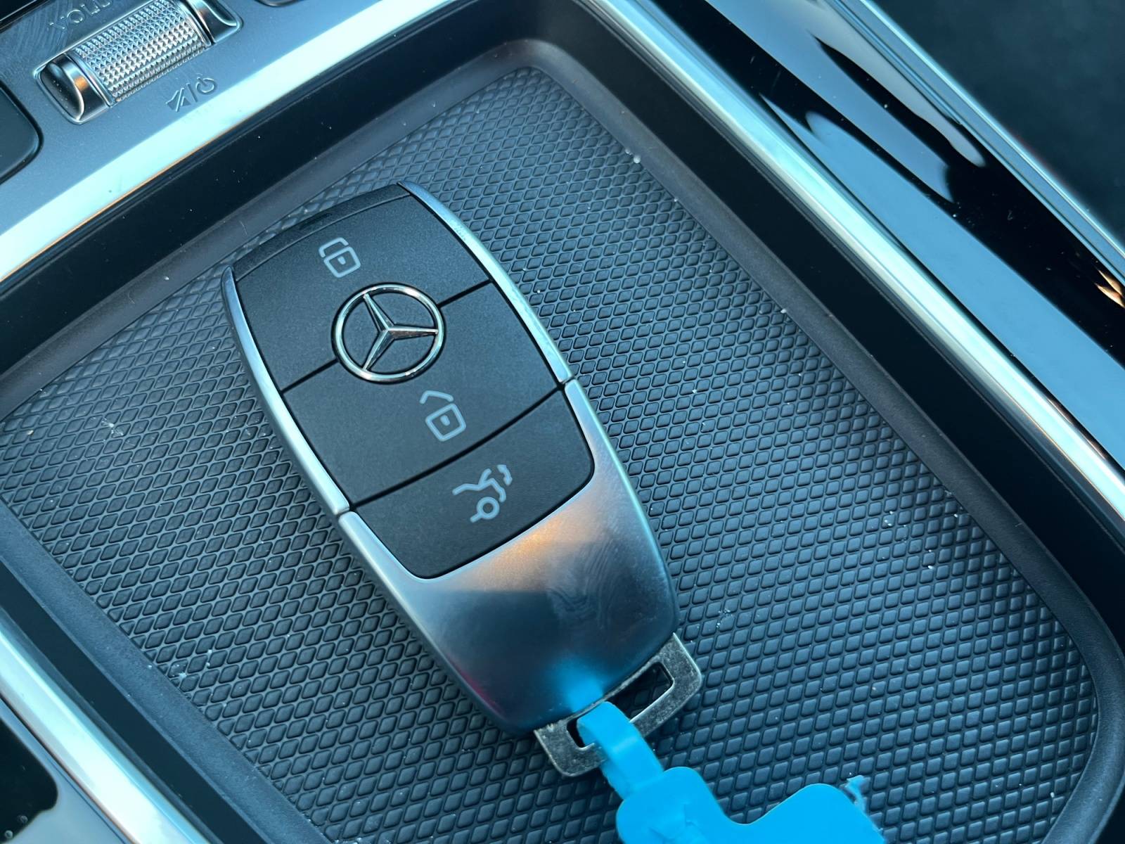 Image Mercedes-Benz GLA 180 d AMG Line  GLA 180 d AMG Line