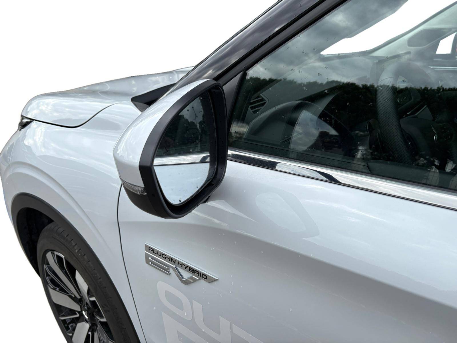 Image Mitsubishi OUTLANDER PHEV 2.4 MIVEC Phev 306 4WD Instyle  OUTLANDER 2.4 MIVEC PHEV 306 4WD INSTYLE