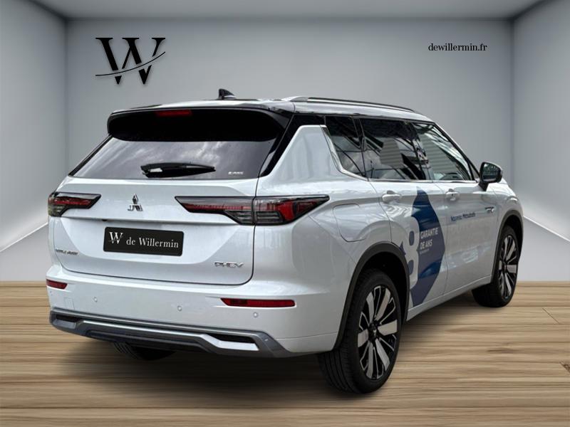 Image Mitsubishi OUTLANDER PHEV 2.4 MIVEC Phev 306 4WD Instyle  OUTLANDER 2.4 MIVEC PHEV 306 4WD INSTYLE