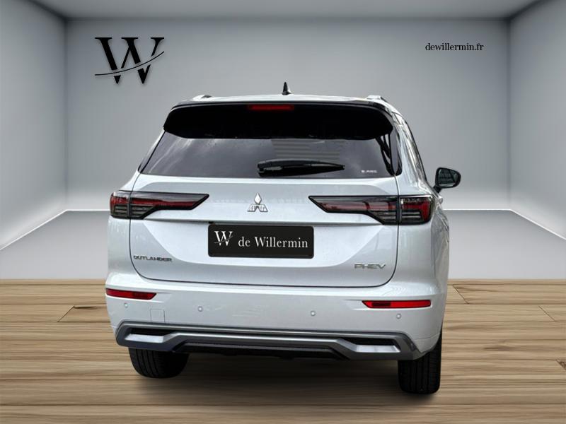 Image Mitsubishi OUTLANDER PHEV 2.4 MIVEC Phev 306 4WD Instyle  OUTLANDER 2.4 MIVEC PHEV 306 4WD INSTYLE