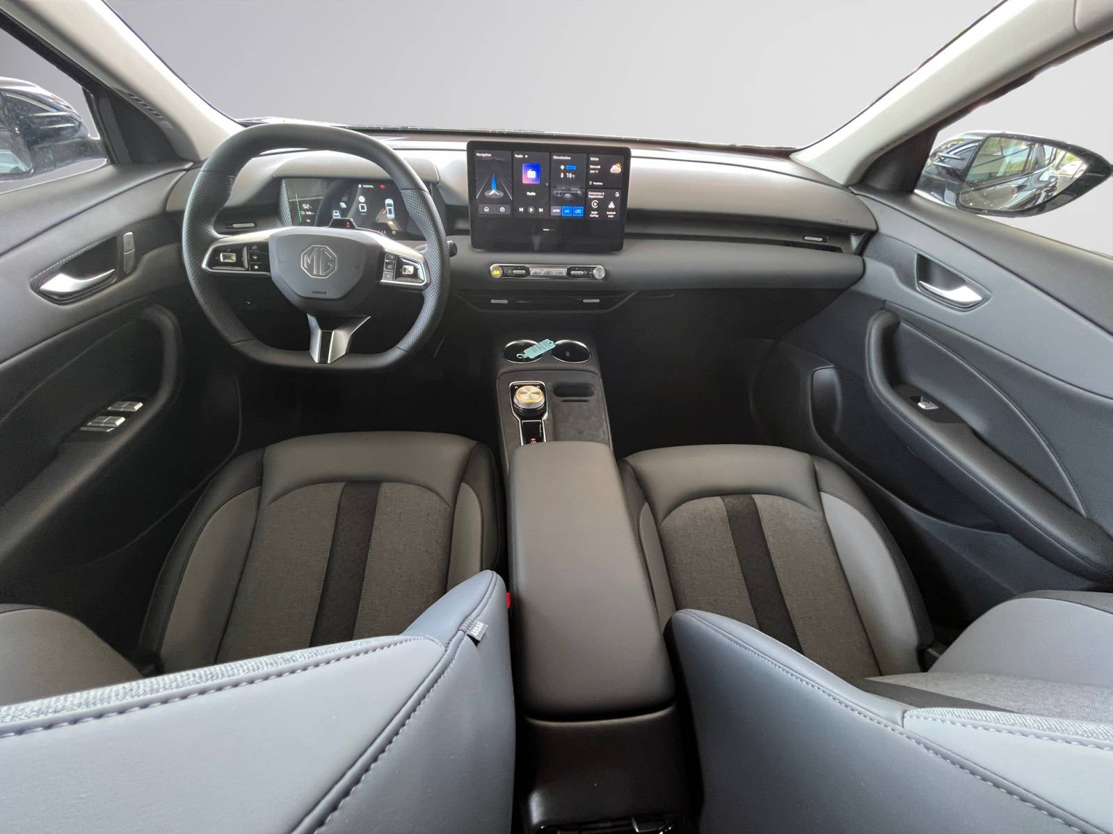 Image MG MGS5 EV Luxury 64KWH  MGS5 EV 64 KWH LUXURY