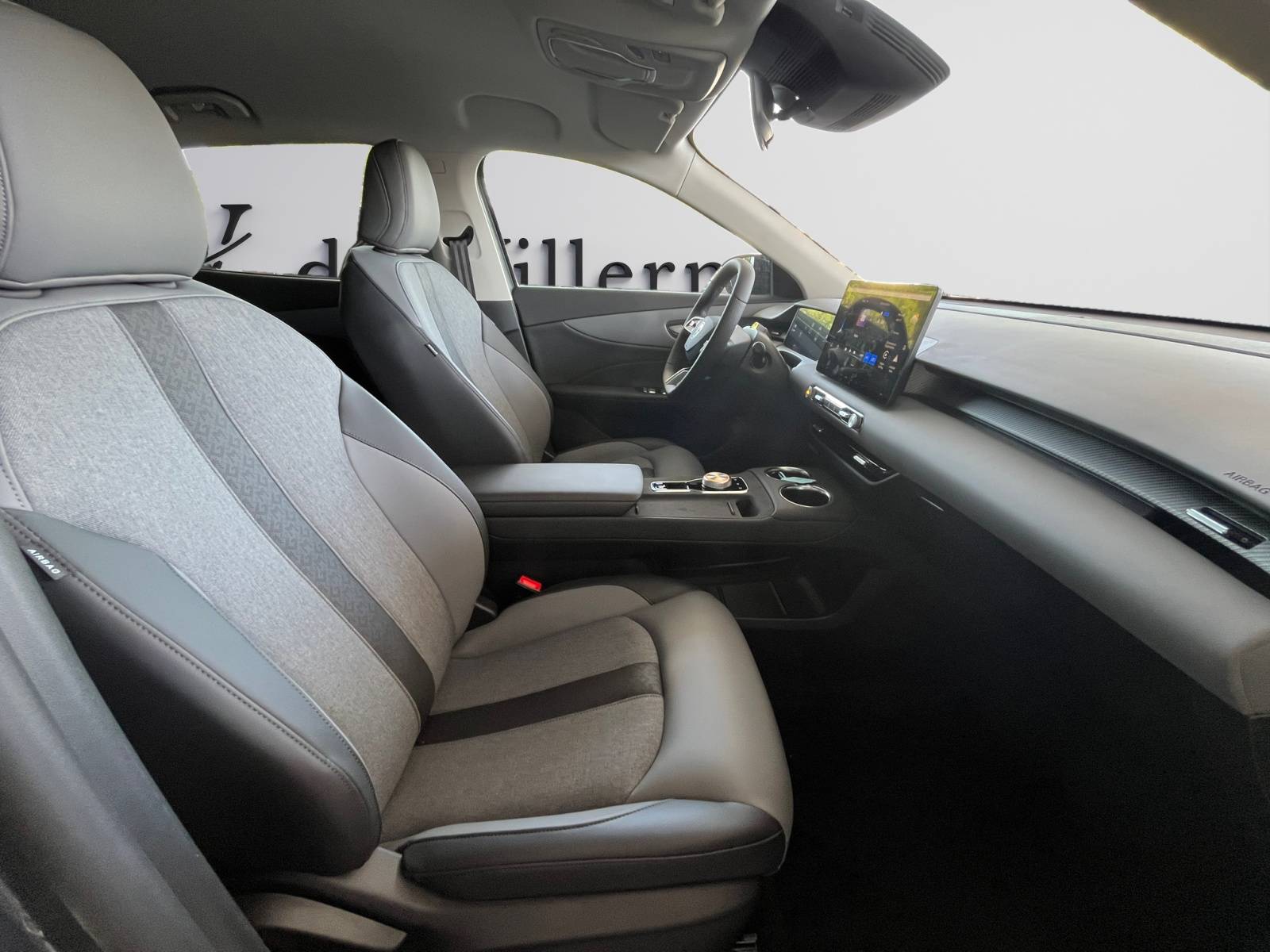 Image MG MGS5 EV Luxury 64KWH  MGS5 EV 64 KWH LUXURY