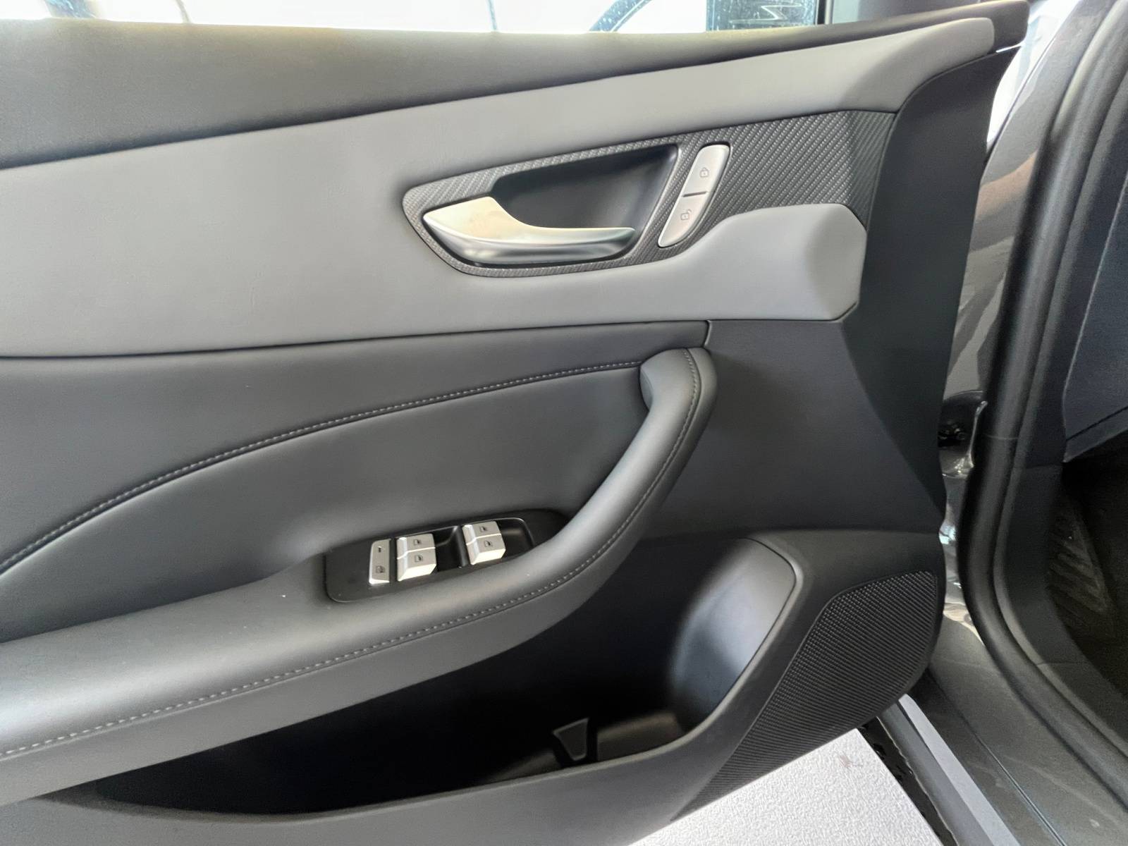 Image MG MGS5 EV Luxury 64KWH  MGS5 EV 64 KWH LUXURY