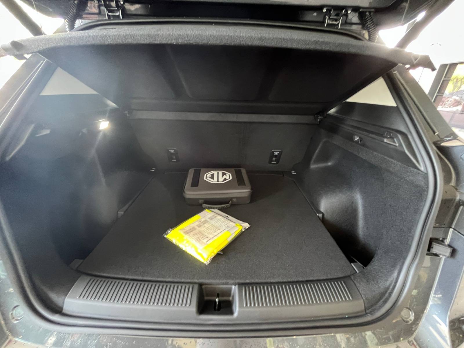 Image MG MGS5 EV Luxury 64KWH  MGS5 EV 64 KWH LUXURY