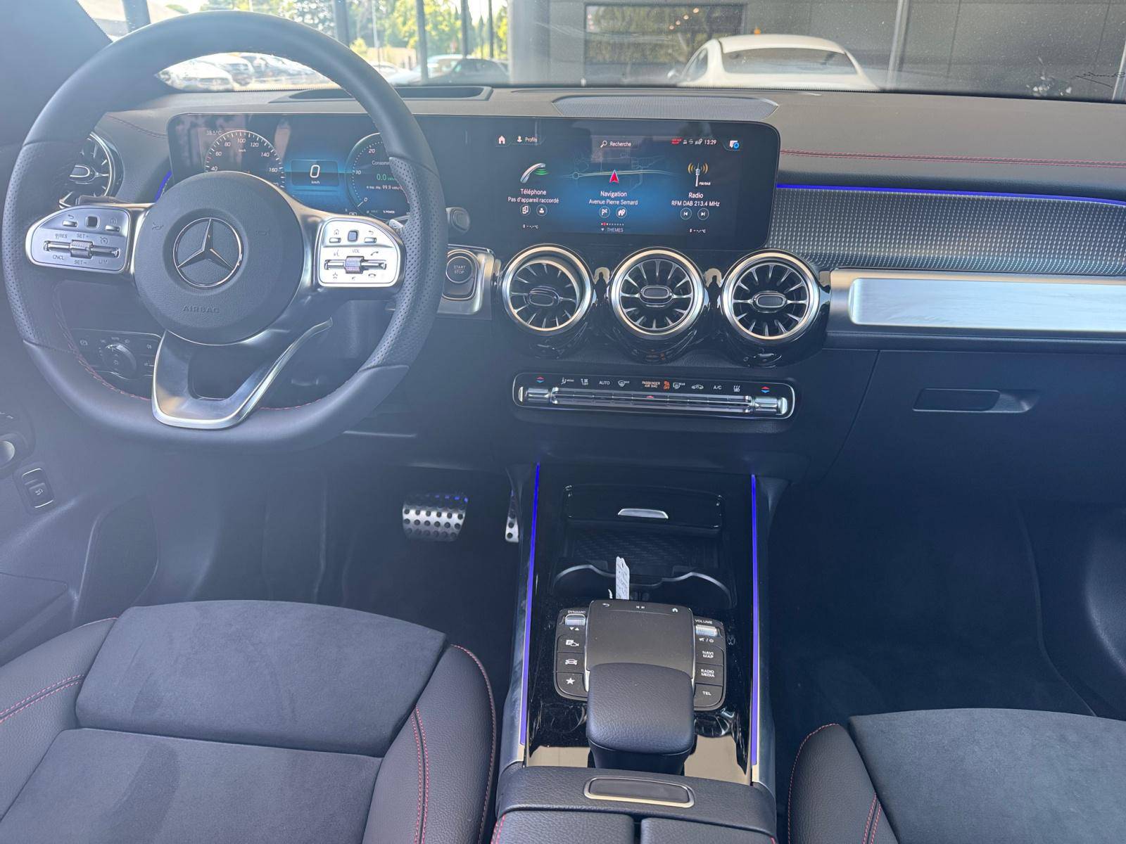 Image Mercedes-Benz EQB 250 AMG Line  EQB 250 AMG Line