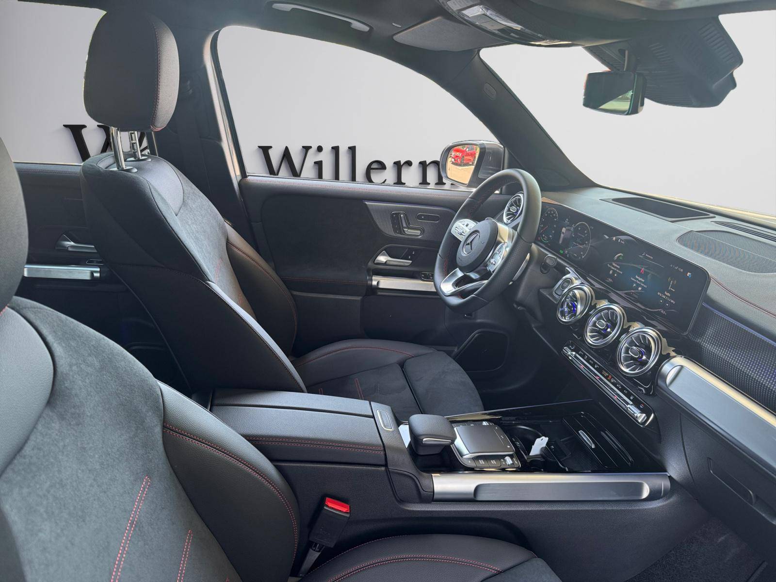 Image Mercedes-Benz EQB 250 AMG Line  EQB 250 AMG Line