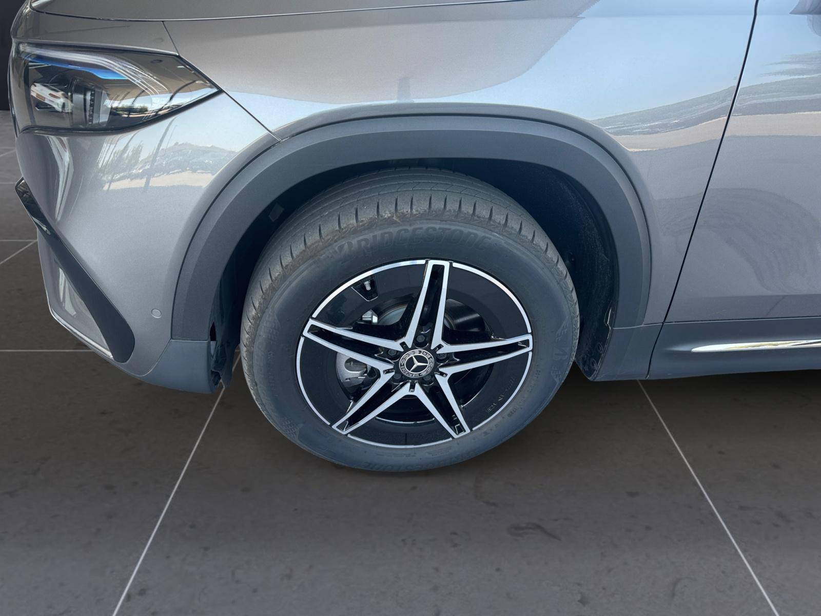 Image Mercedes-Benz EQB 250 AMG Line  EQB 250 AMG Line