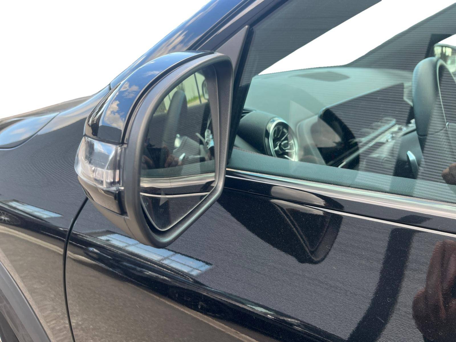 Image Mercedes-Benz GLA 250 e AMG Line  GLA 250 e AMG Line