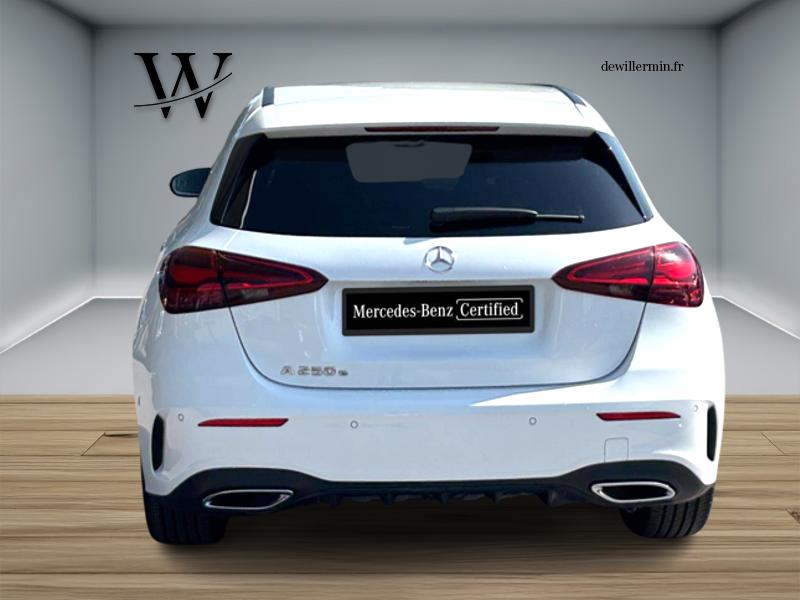 Image Mercedes-Benz CLASSE A 250 e AMG Line  Classe A 250 e Hybrid EQ Berline AMG Line