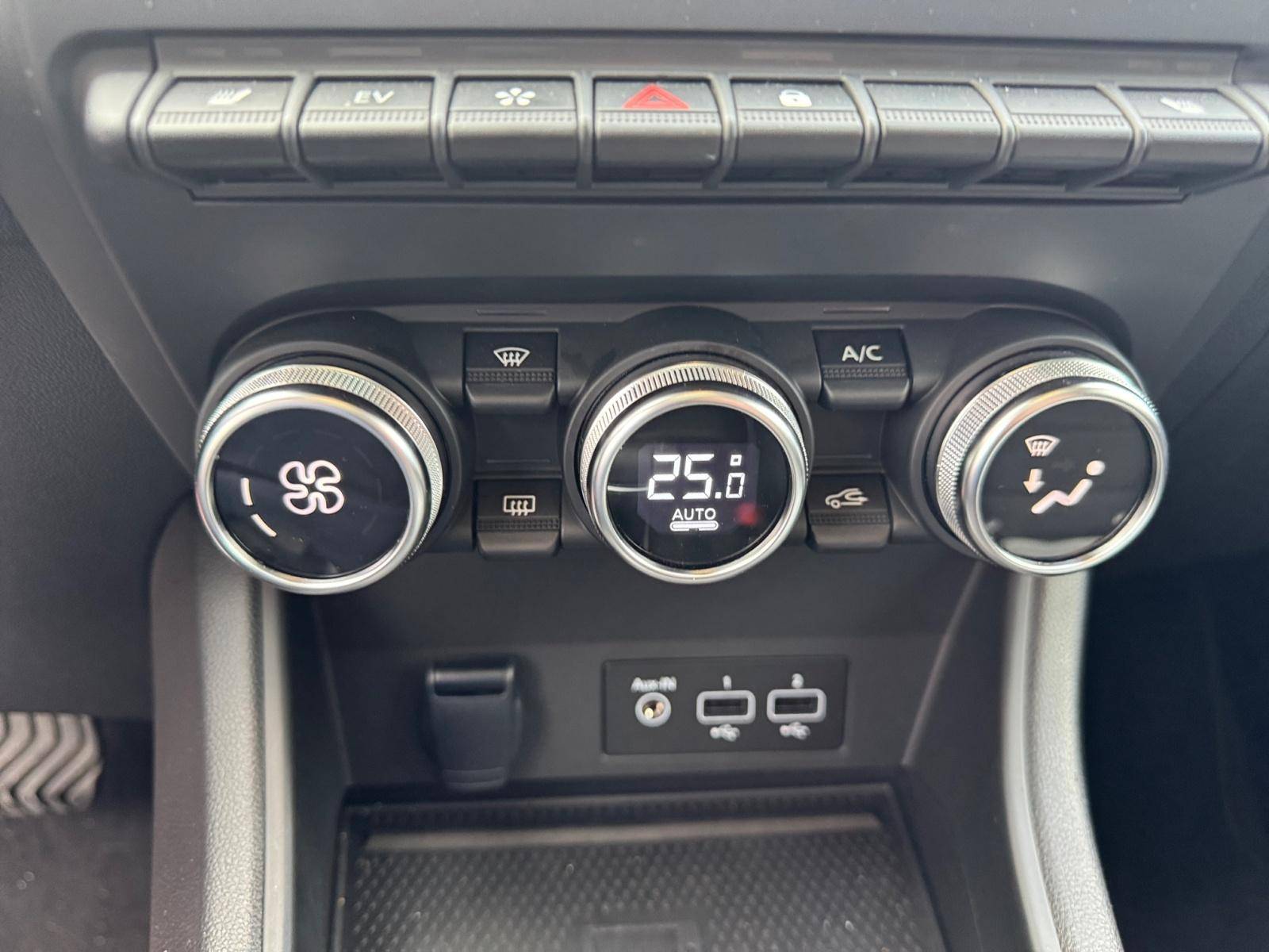 Image Mitsubishi ASX 1.6 MPI PHEV 159 Instyle  ASX 1.6 MPI PHEV 159 INSTYLE