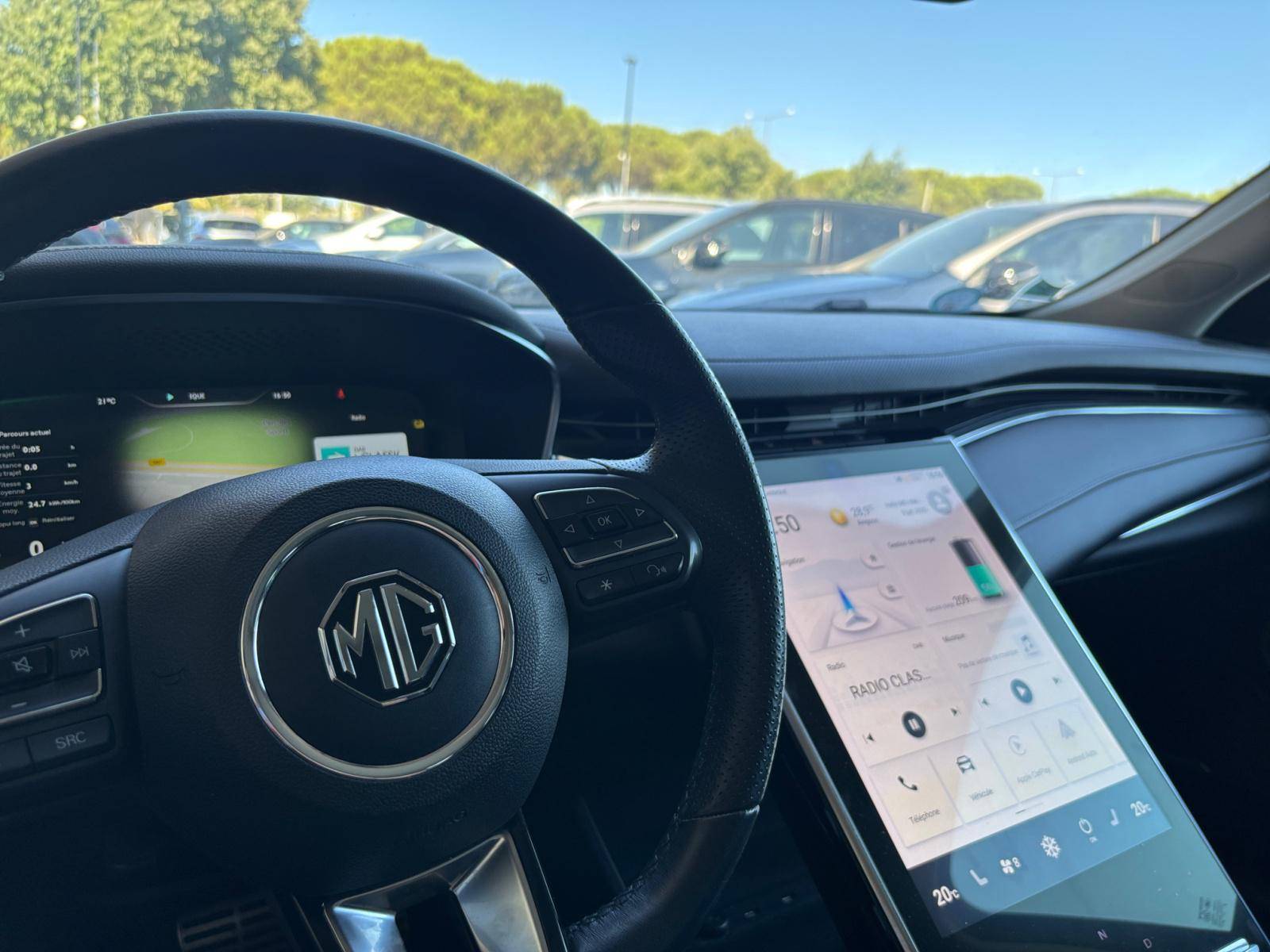 Image MG MARVEL R Luxury 70kWh  Marvel R EV 2WD Luxury