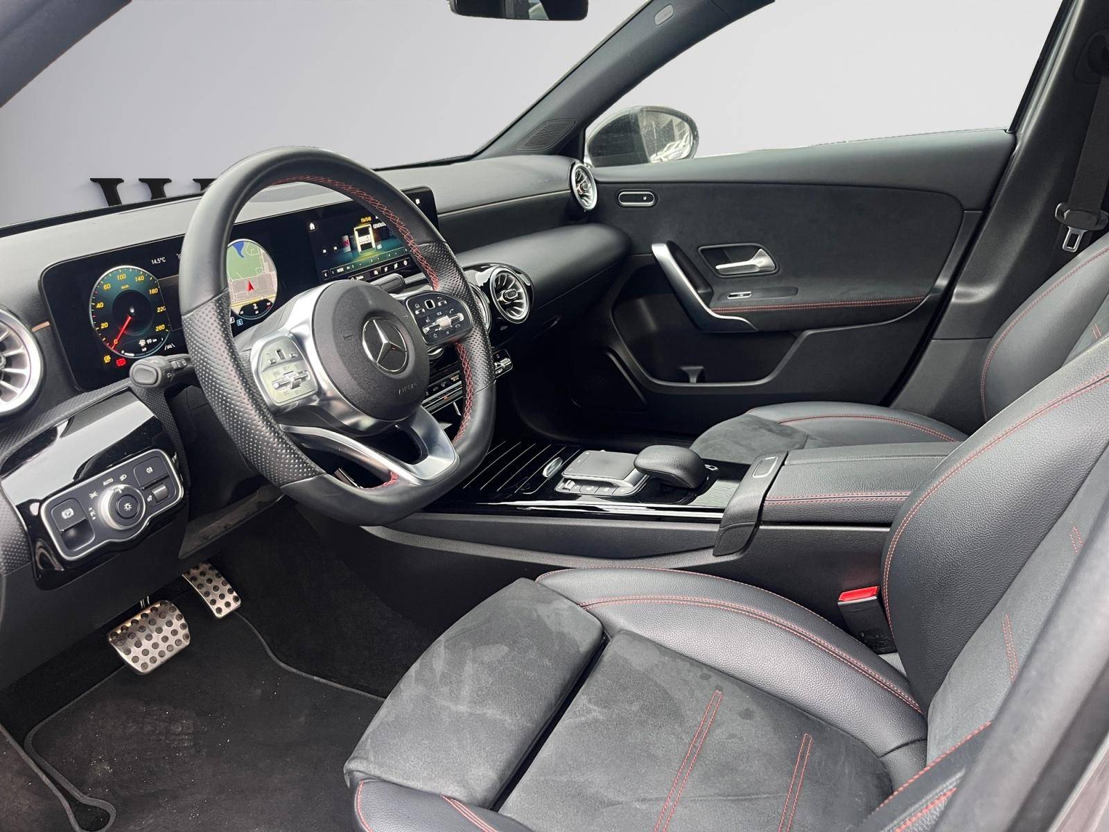 Image Mercedes-Benz CLASSE A 200 d AMG Line  A200D AMG LINE 8G-DCT