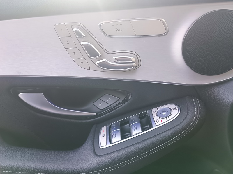 Image Mercedes-Benz GLC SUV GLC 300de 4MATIC SUV AMG Line  