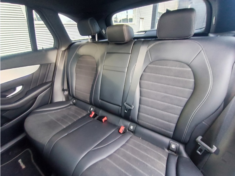 Image Mercedes-Benz GLC SUV GLC 300de 4MATIC SUV AMG Line  