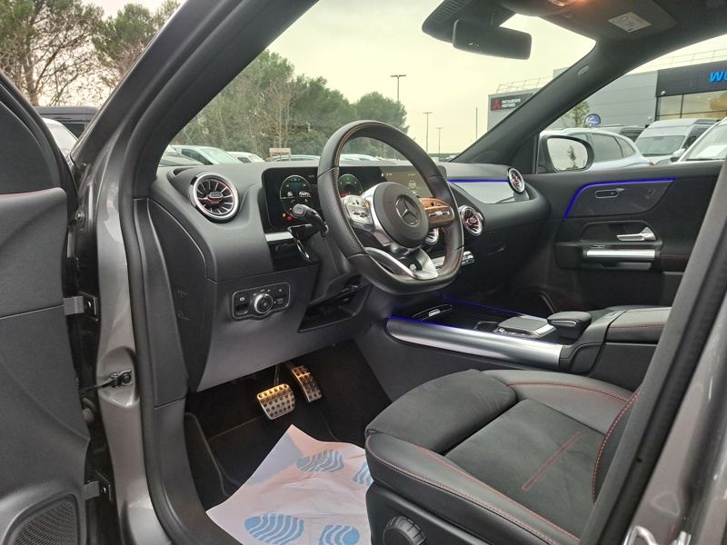 Image Mercedes-Benz GLA 220 d 4MATIC AMG Line  