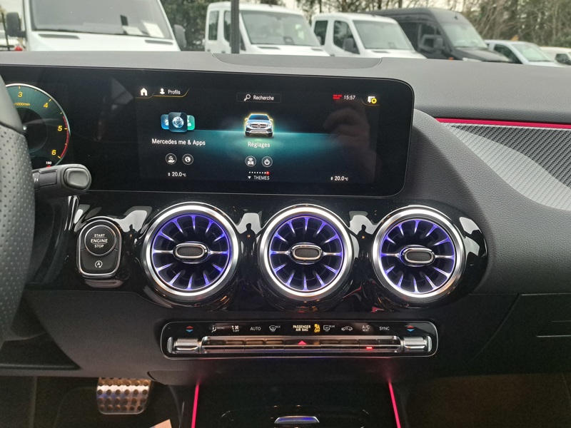 Image Mercedes-Benz GLA 220 d 4MATIC AMG Line  