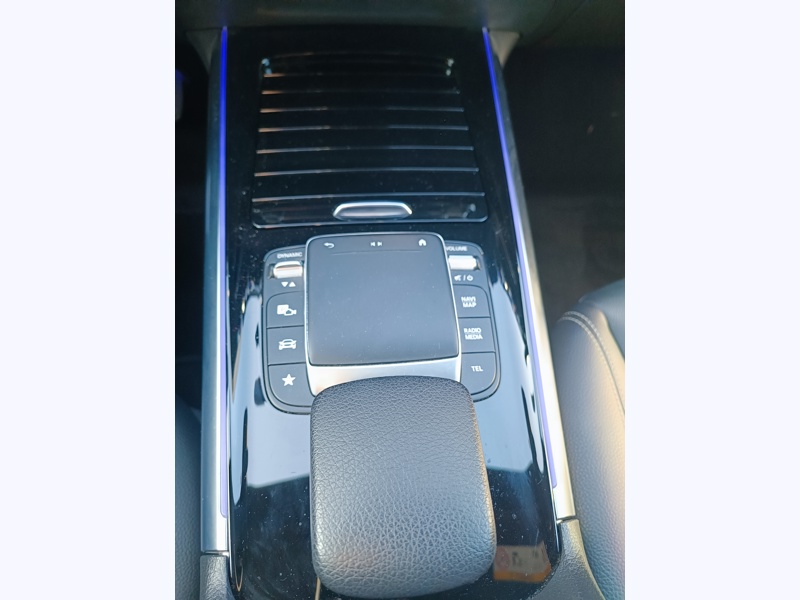 Image Mercedes-Benz GLA   