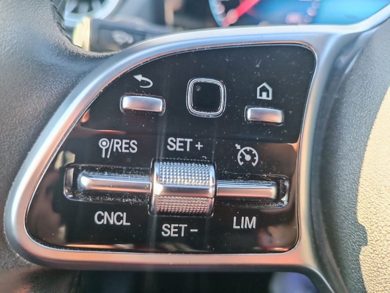 Image Mercedes-Benz GLA   