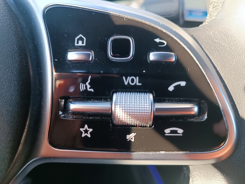 Image Mercedes-Benz GLA   