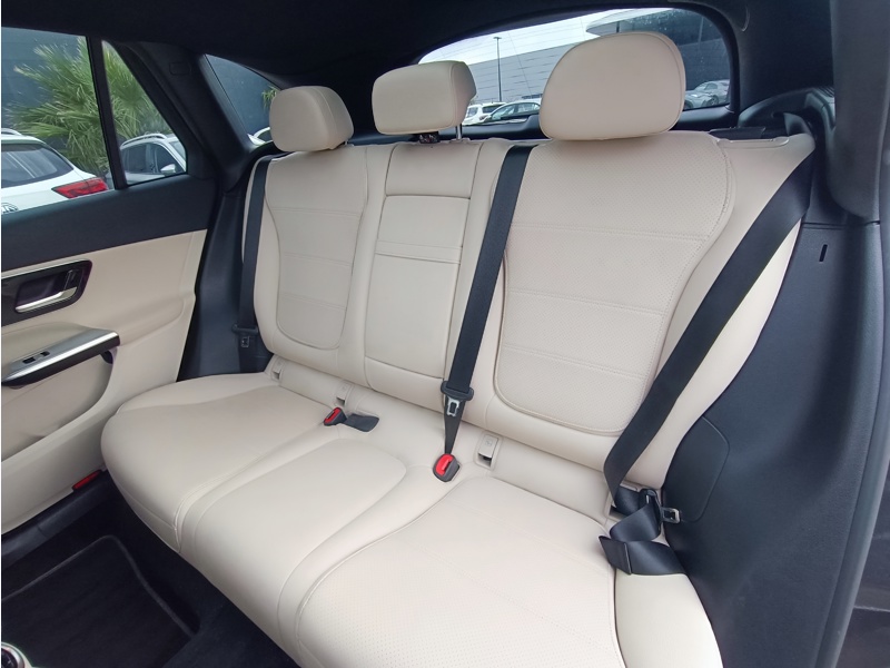 Image Mercedes-Benz GLC SUV GLC 300 e Hybrid EQ 4MATIC Business Line  