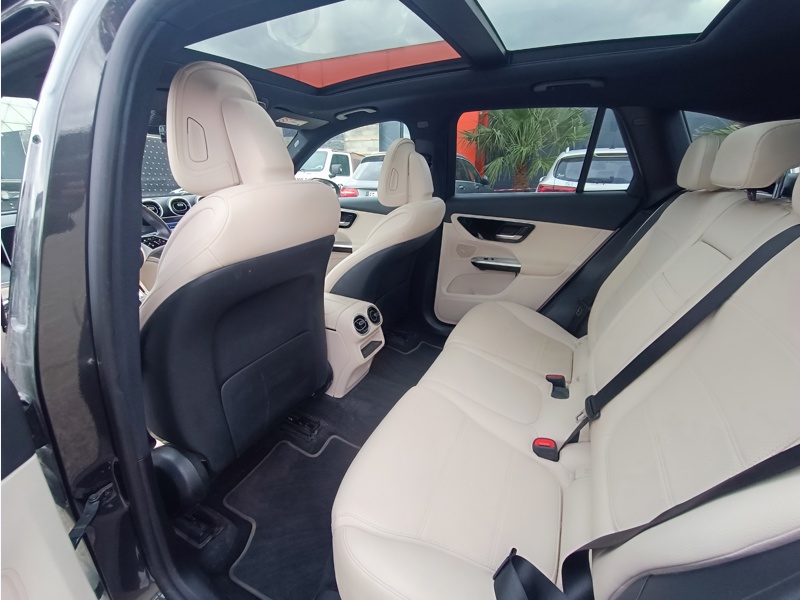 Image Mercedes-Benz GLC SUV GLC 300 e Hybrid EQ 4MATIC Business Line  