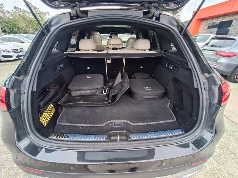 Image Mercedes-Benz GLC SUV GLC 300 e Hybrid EQ 4MATIC Business Line  