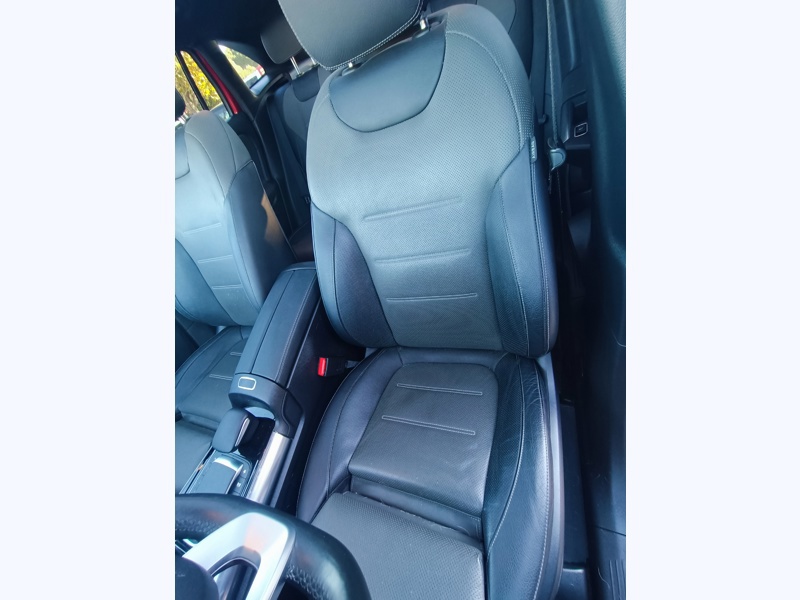 Image Mercedes-Benz GLA 220 d 4MATIC AMG Line AMG Line 