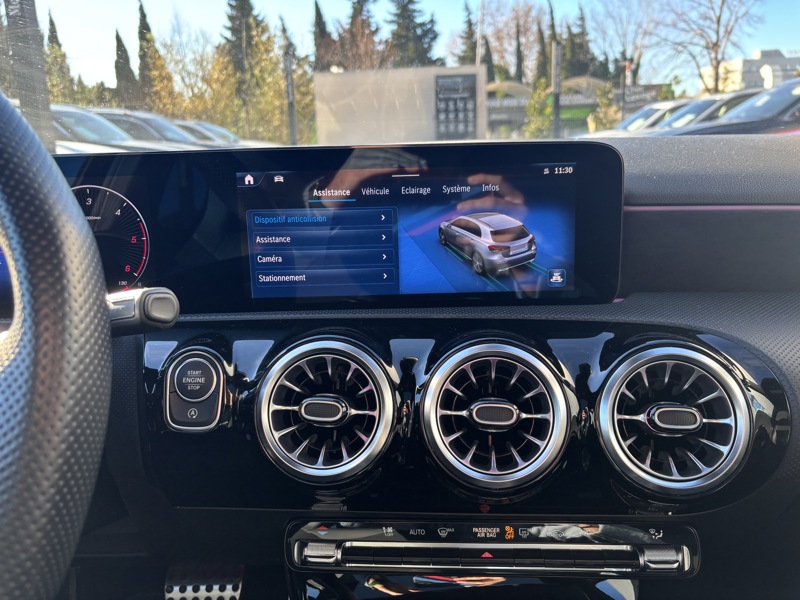 Image Mercedes-Benz CLASSE A 180 d AMG Line  