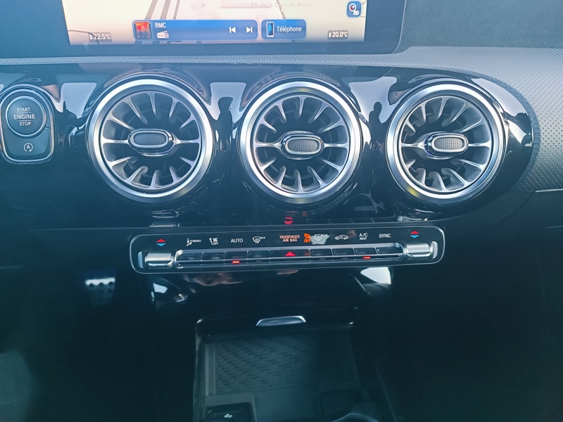 Image Mercedes-Benz CLASSE A 200 d AMG Line  