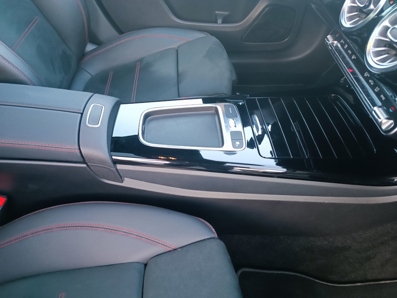 Image Mercedes-Benz CLASSE A 200 d AMG Line  