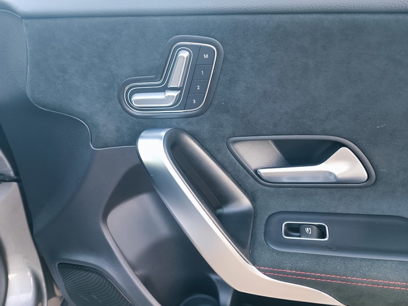 Image Mercedes-Benz CLASSE A 200 d AMG Line  