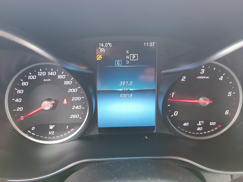 Image Mercedes-Benz GLC SUV GLC 220 d 4MATIC SUV Business Line  