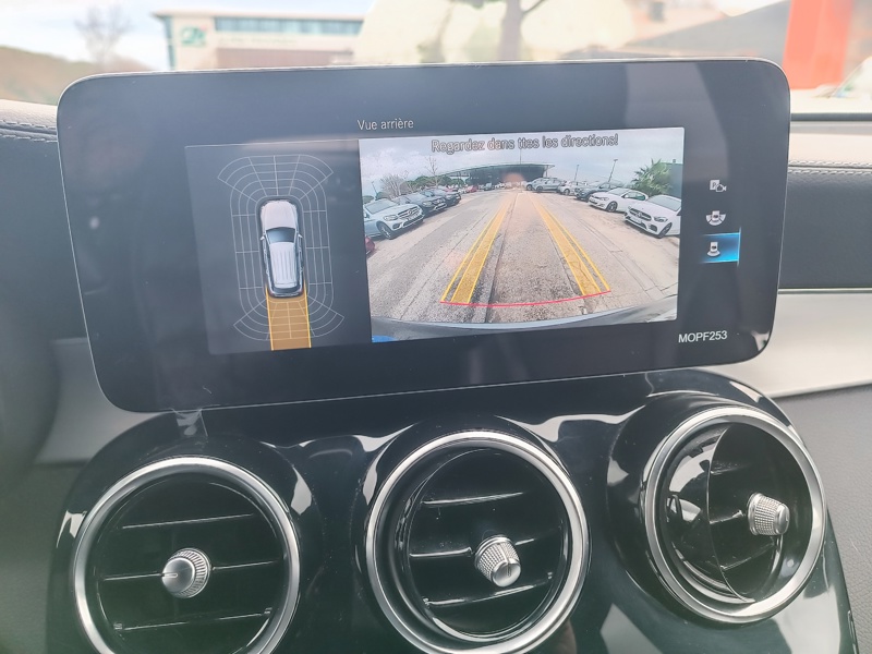 Image Mercedes-Benz GLC SUV GLC 220 d 4MATIC SUV Business Line  