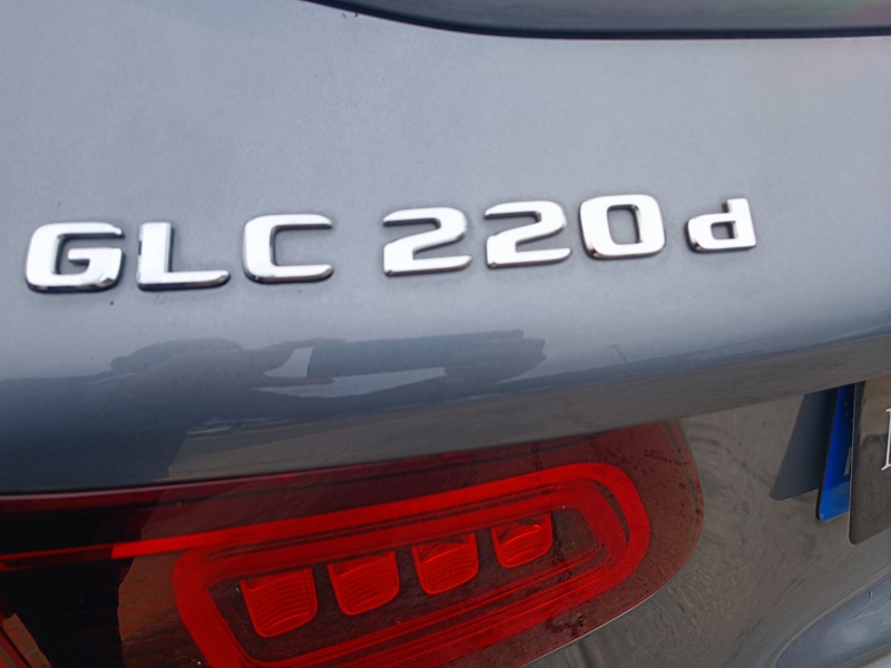 Image Mercedes-Benz GLC SUV GLC 220 d 4MATIC SUV Business Line  