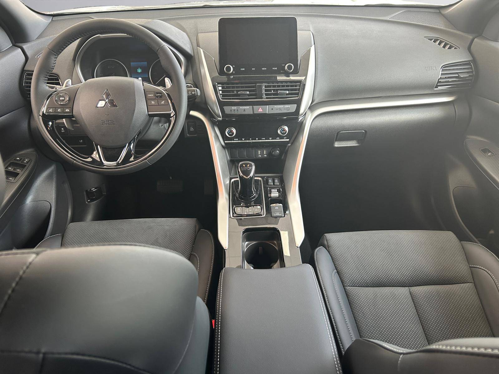 Image Mitsubishi ECLIPSE CROSS Plus Hybrid 4WD  