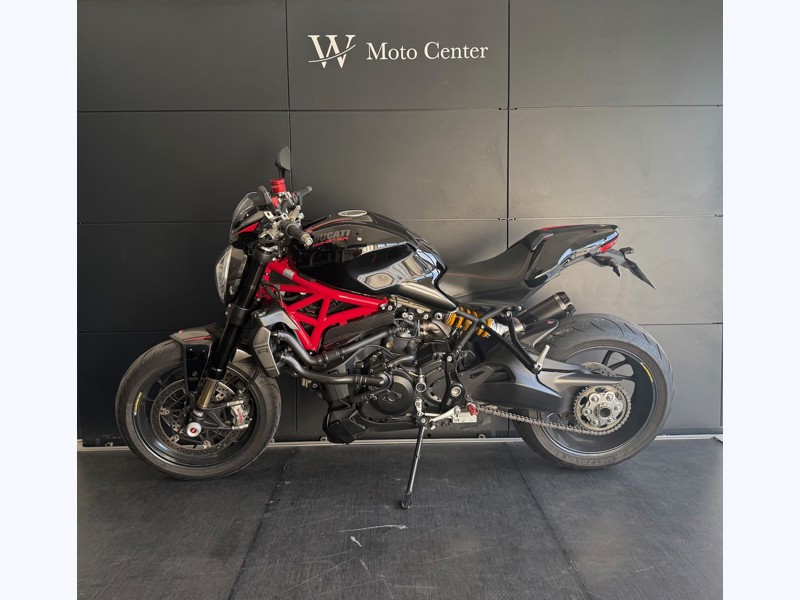 Image Ducati MONSTER 1200 R MONSTER 1200 R  MONSTER 1200 R