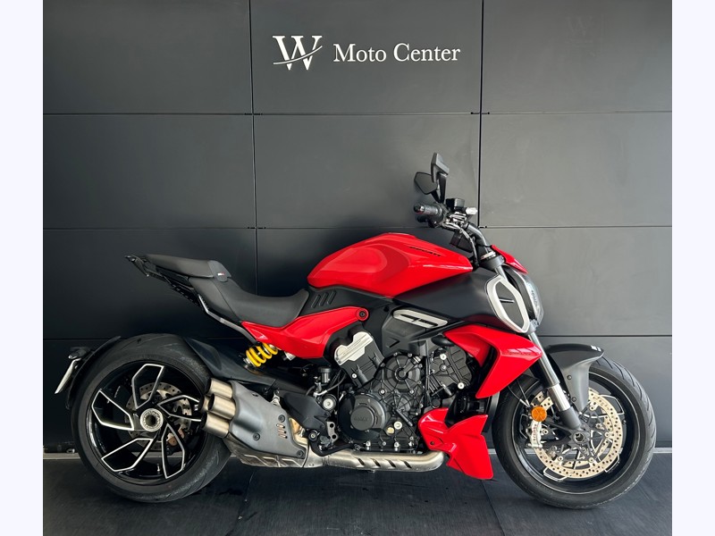 Image Ducati DIAVEL V4 DIAVEL V4  DIAVEL V4
